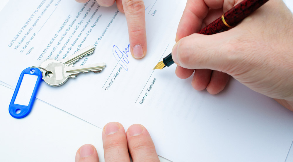 signing lease